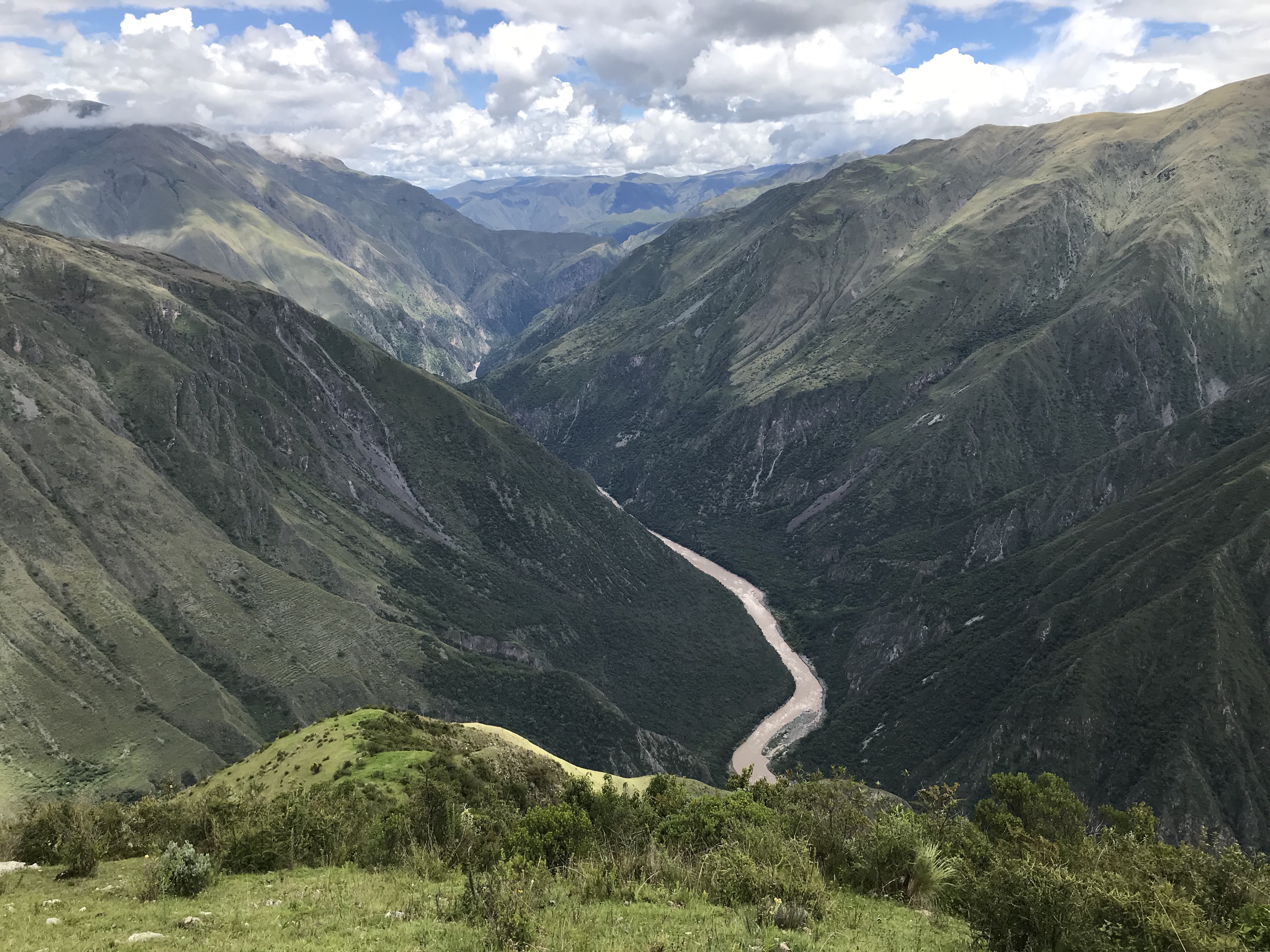 UrtTbfXdQhqVvKE1Fxy14Q